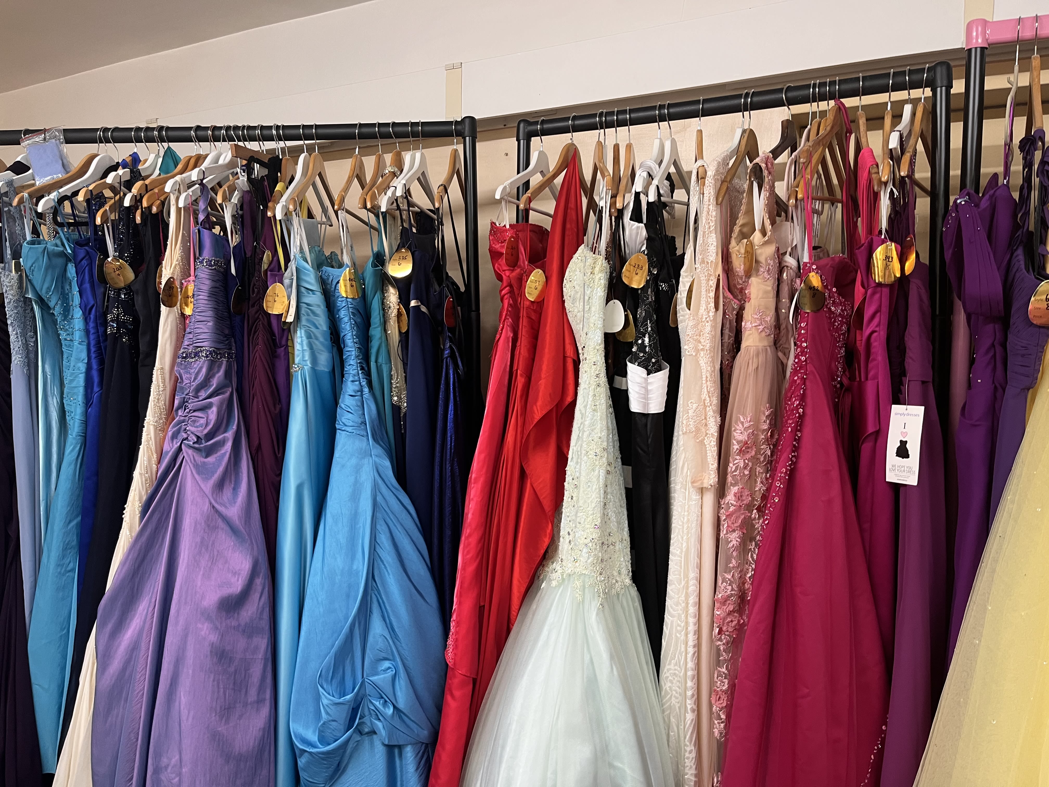 Photo of prom dresses from size 4 to 8