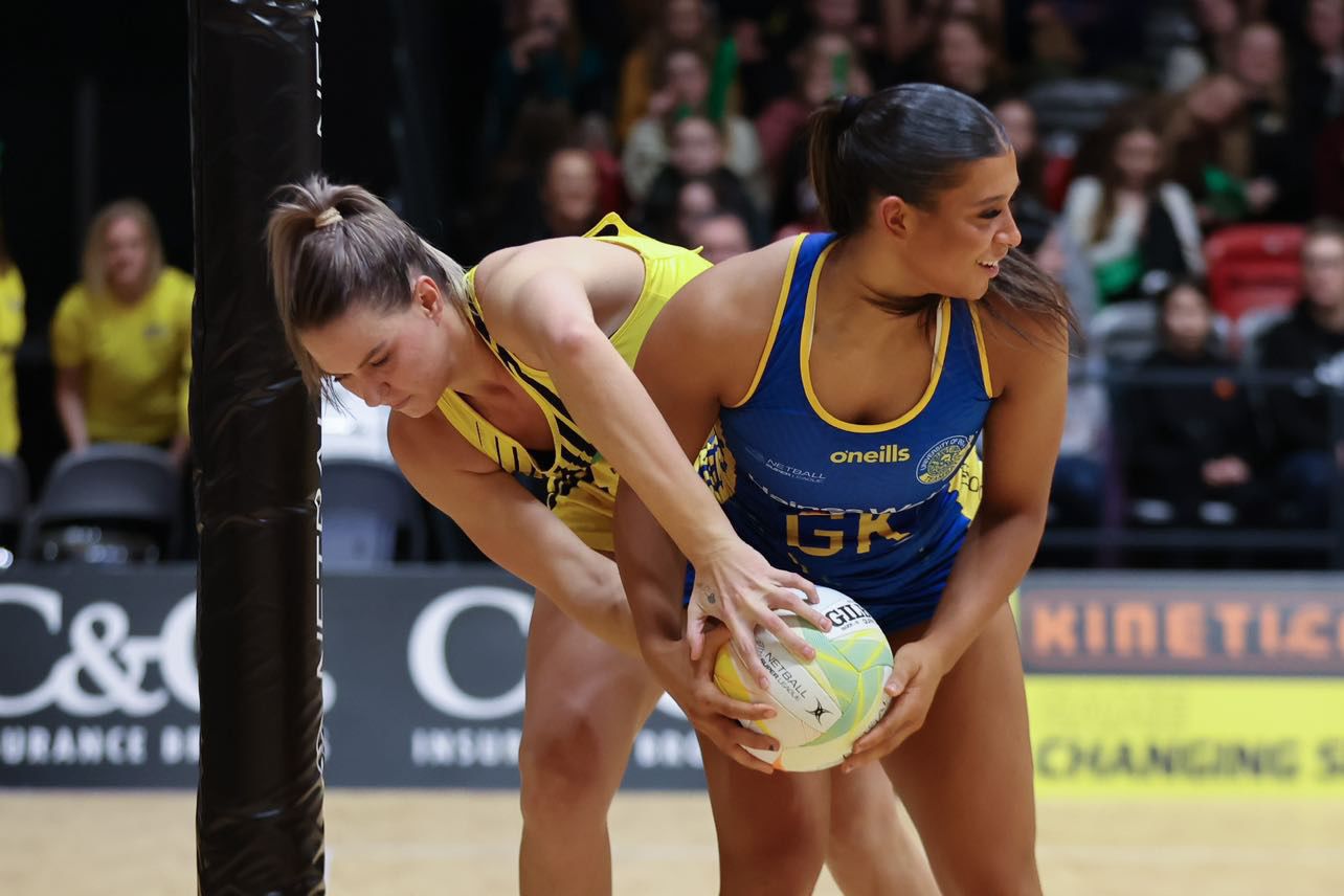 Jayda playing for Bath Netball