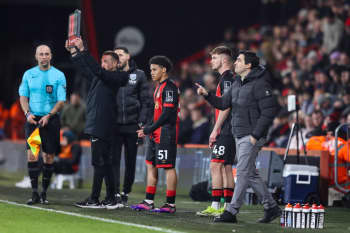 Andoni Iraola bringing on Remy Rees-Dottin and Maxwell Kinsey-Wellings in the FA Cup Third Round (Photo credit: AFCBTV)