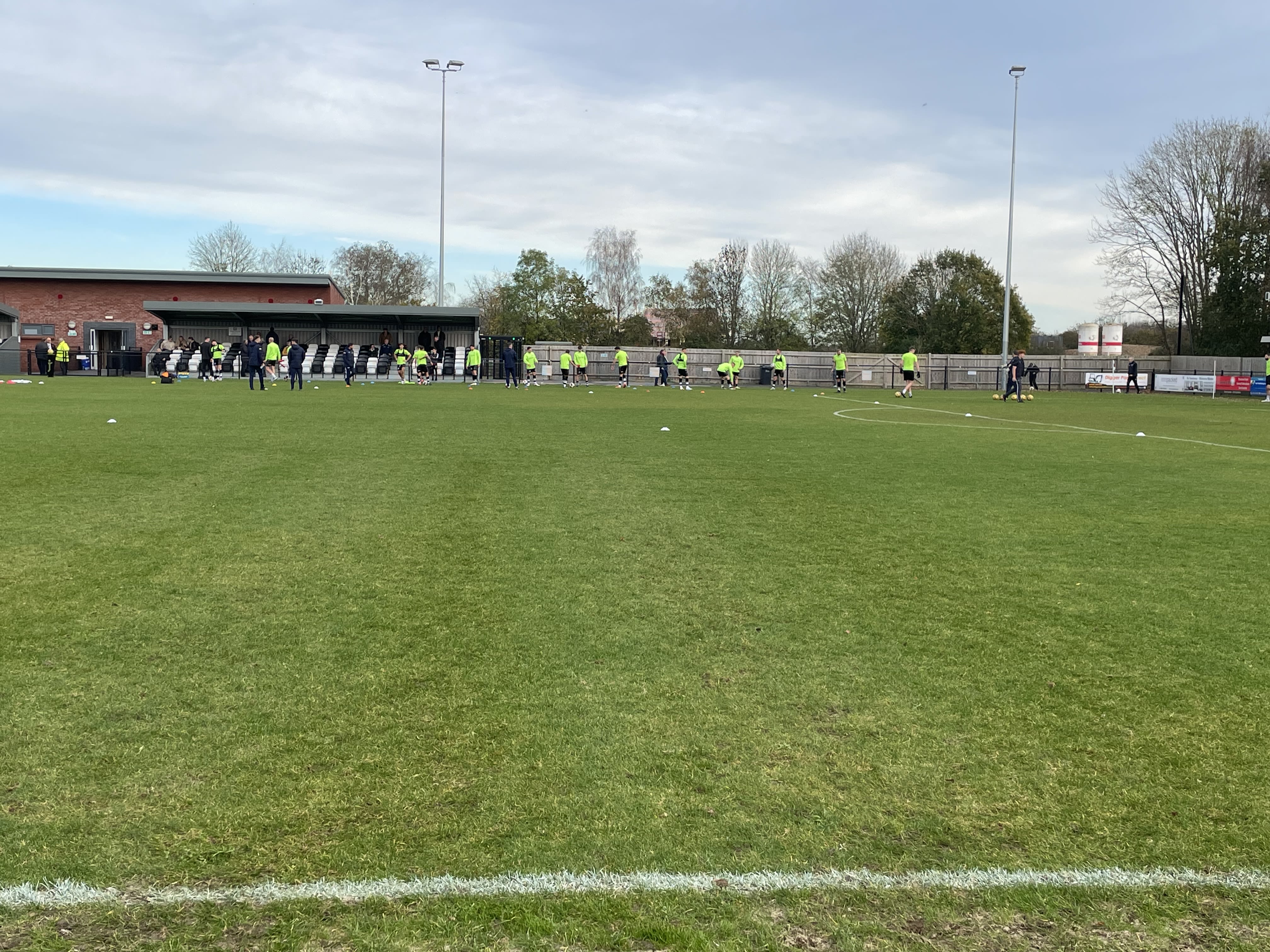 Pre-match warm-up | Photo by Jimmy Bowie